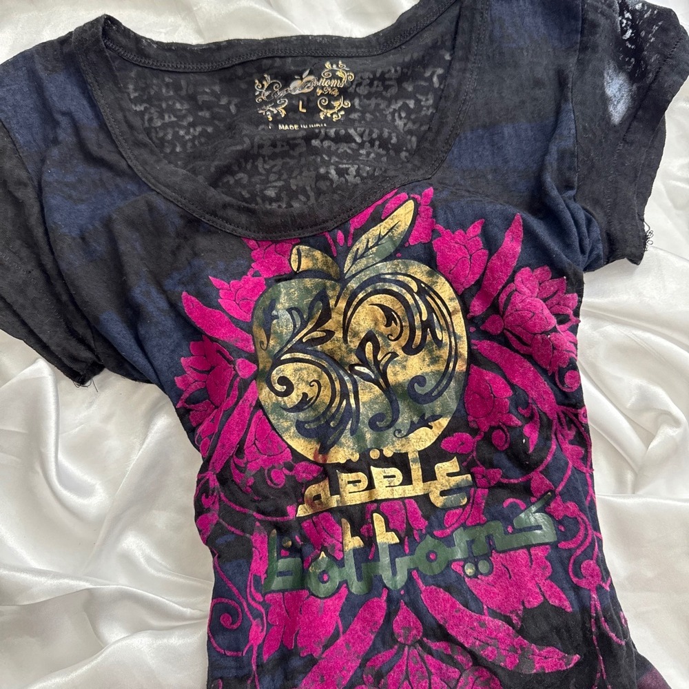 Apple Bottoms Y2K Burnout Graphic Tee Gold Foil Pink Floral Black Scoop Neck L